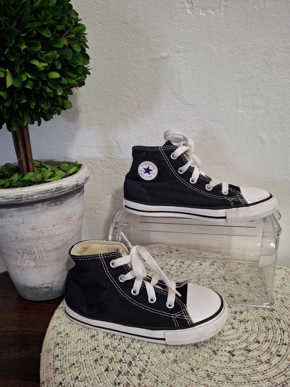 Converse Kids' Black Canvas High-Top Sneakers Size 10.